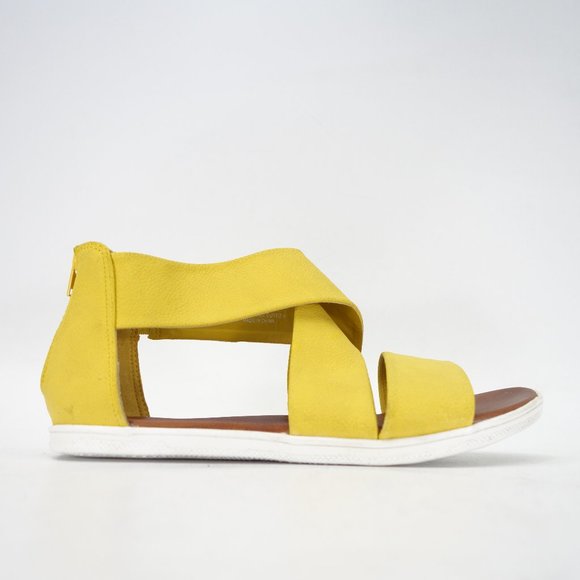 mia sandy sandal